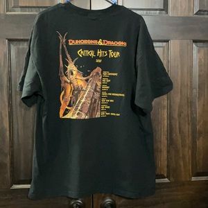 Vintage dungeons and dragons critical hits tour 2010 creative board game tee
